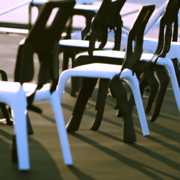 השכרת כסאות פלסטיק